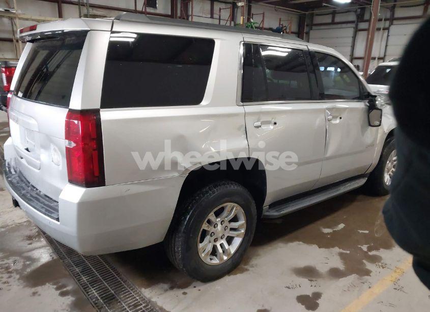 Photo 4 of 2019 Chevrolet Tahoe LS (VIN 1GNSCAKC7KR218892)