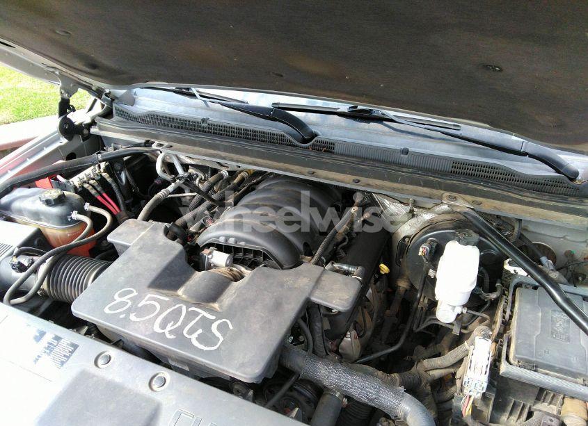 Photo 10 of 2016 Chevrolet Tahoe LS (VIN 1GNSCAKC8GR207407)