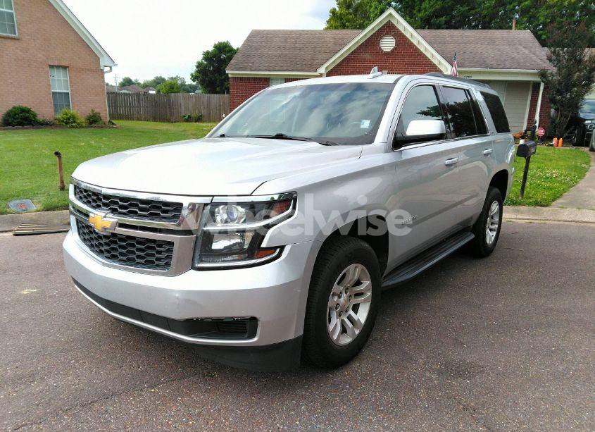 Photo 2 of 2016 Chevrolet Tahoe LS (VIN 1GNSCAKC8GR207407)