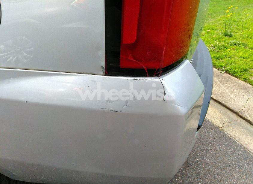 Photo 6 of 2016 Chevrolet Tahoe LS (VIN 1GNSCAKC8GR207407)