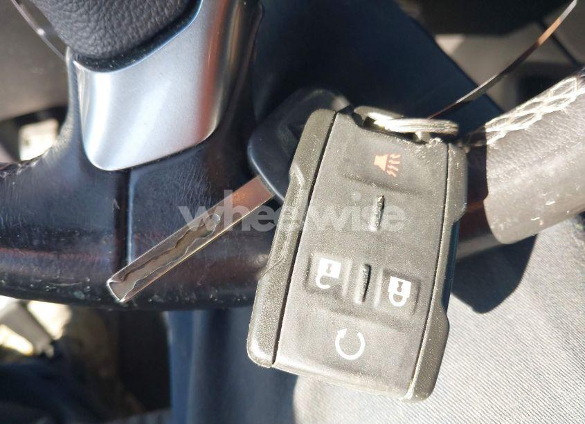 Photo 11 of 2015 Chevrolet Tahoe LS (VIN 1GNSCAKC9FR668310)