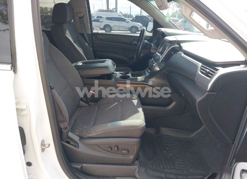 Photo 5 of 2017 Chevrolet Tahoe LS (VIN 1GNSCAKC9HR281906)