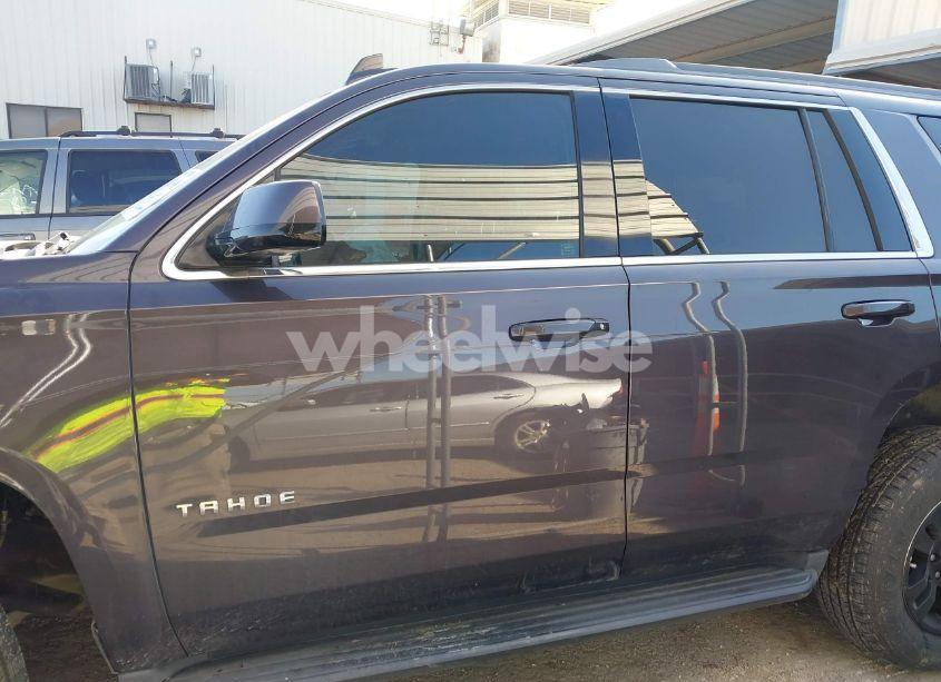 Photo 14 of 2015 Chevrolet Tahoe LS (VIN 1GNSCAKCXFR628303)