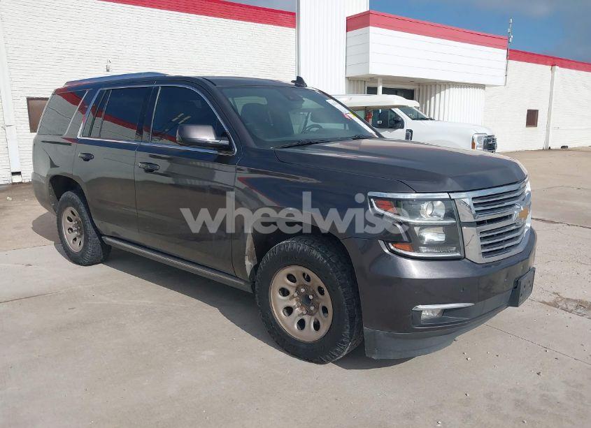 2018 Chevrolet Tahoe LS (VIN 1GNSCAKCXJR127730) main photo