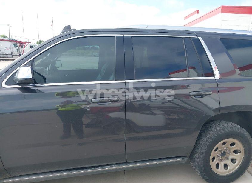 Photo 14 of 2018 Chevrolet Tahoe LS (VIN 1GNSCAKCXJR127730)