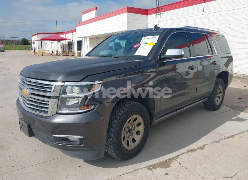 Photo 2 of 2018 Chevrolet Tahoe LS (VIN 1GNSCAKCXJR127730)