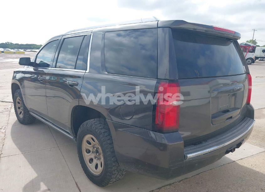 Photo 3 of 2018 Chevrolet Tahoe LS (VIN 1GNSCAKCXJR127730)