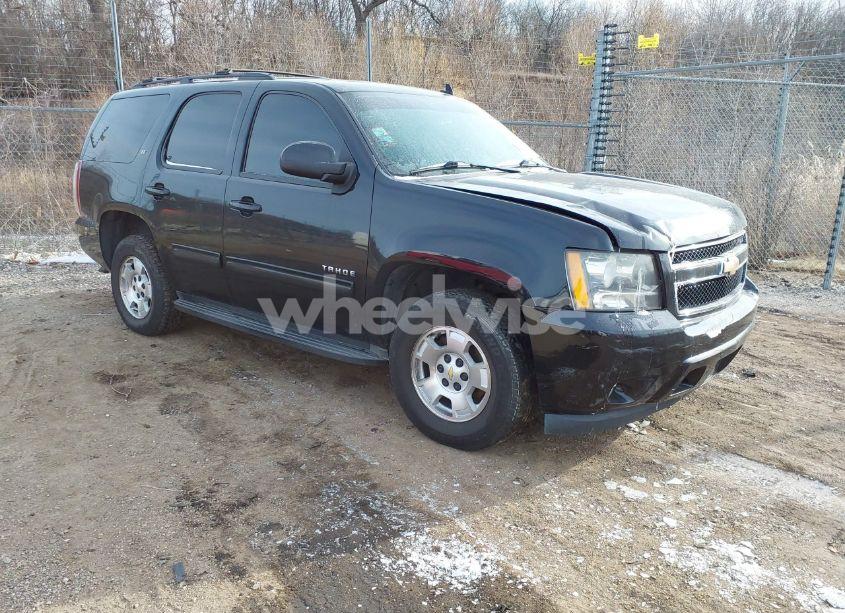 2011 Chevrolet Tahoe LT (VIN 1GNSCBE00BR385098) main photo