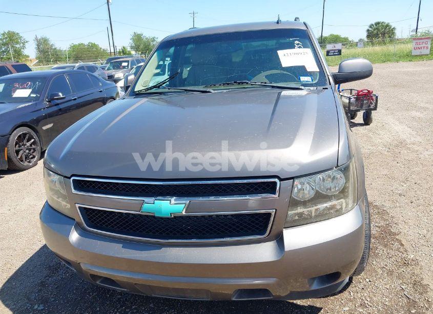 Photo 12 of 2012 Chevrolet Tahoe LT (VIN 1GNSCBE00CR105259)