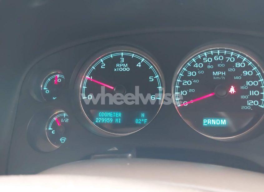 Photo 15 of 2012 Chevrolet Tahoe LT (VIN 1GNSCBE00CR105259)