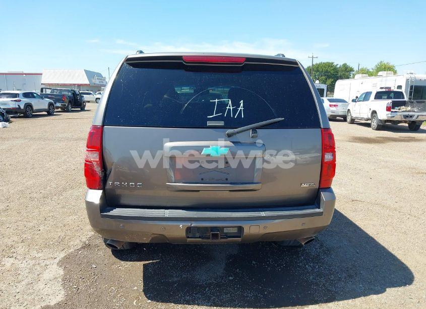 Photo 16 of 2012 Chevrolet Tahoe LT (VIN 1GNSCBE00CR105259)