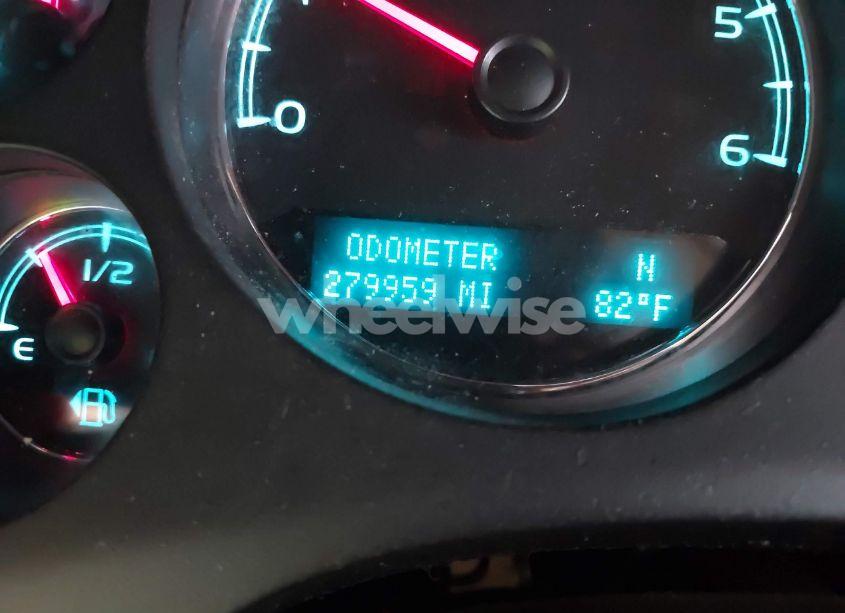 Photo 7 of 2012 Chevrolet Tahoe LT (VIN 1GNSCBE00CR105259)