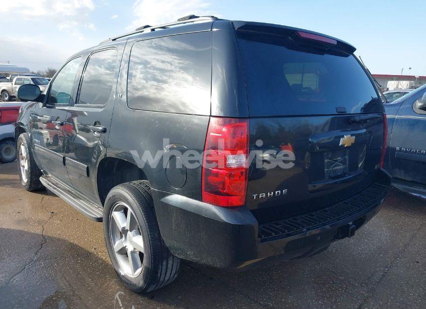 Photo 3 of 2012 Chevrolet Tahoe LT (VIN 1GNSCBE00CR163839)