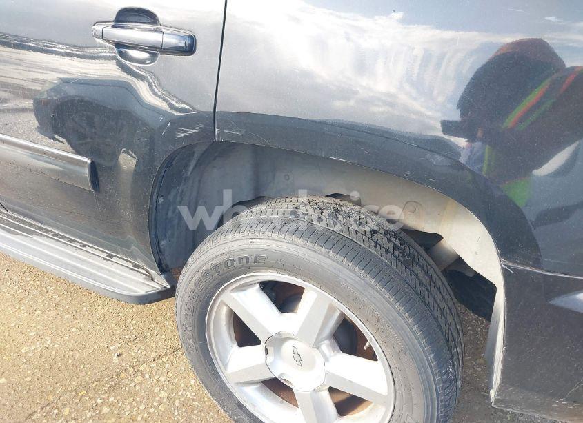 Photo 6 of 2012 Chevrolet Tahoe LT (VIN 1GNSCBE00CR163839)