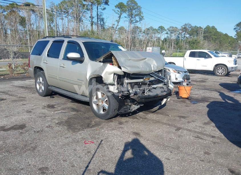 2013 Chevrolet Tahoe LT (VIN 1GNSCBE00DR147643) main photo