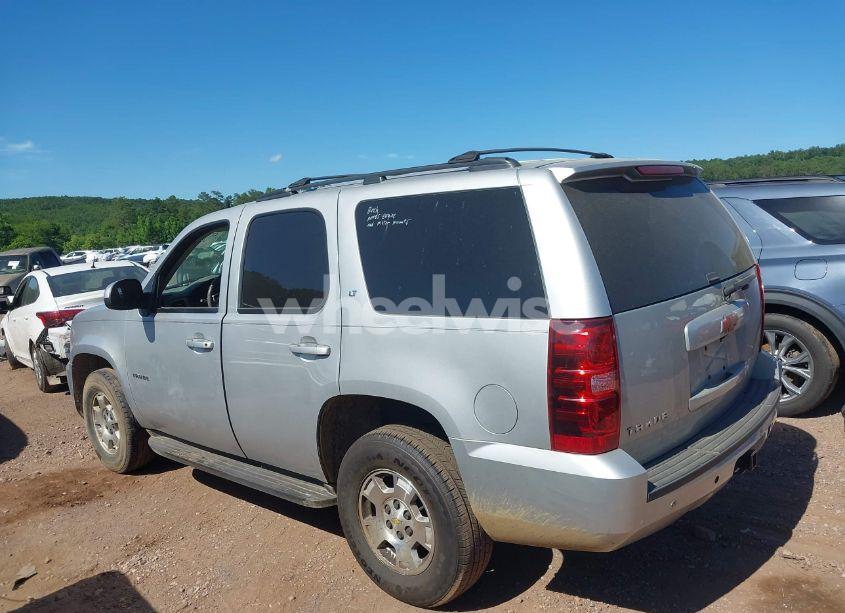 Photo 14 of 2014 Chevrolet Tahoe LT (VIN 1GNSCBE00ER147899)