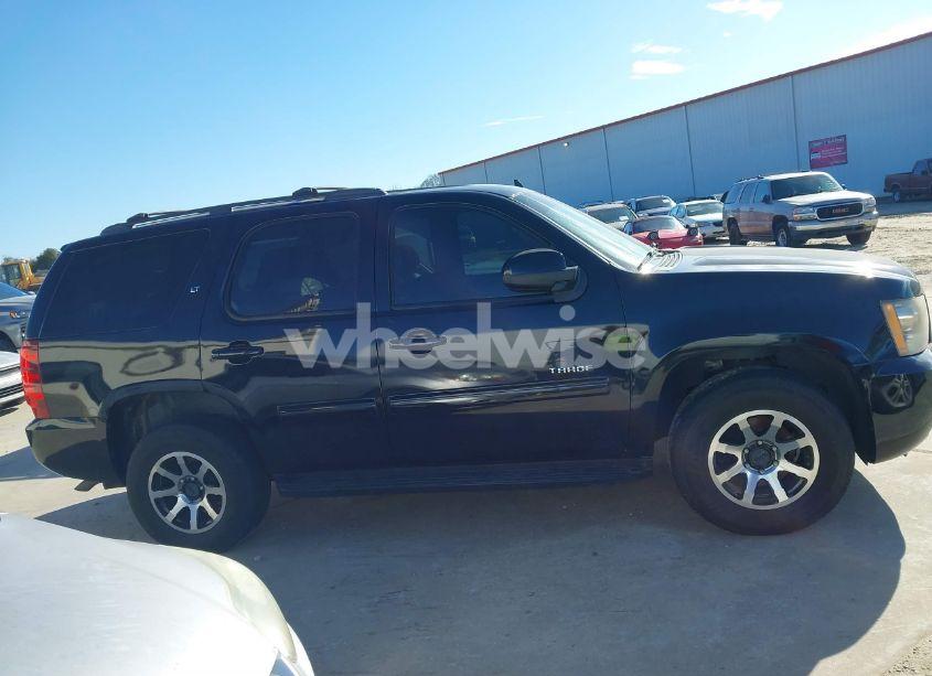 Photo 13 of 2011 Chevrolet Tahoe LT (VIN 1GNSCBE01BR190241)