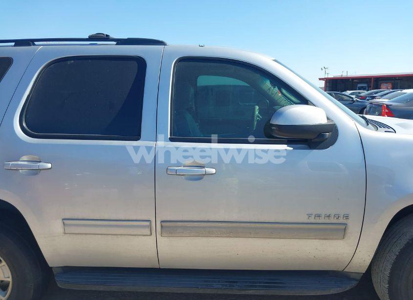 Photo 13 of 2012 Chevrolet Tahoe LT (VIN 1GNSCBE01CR125343)