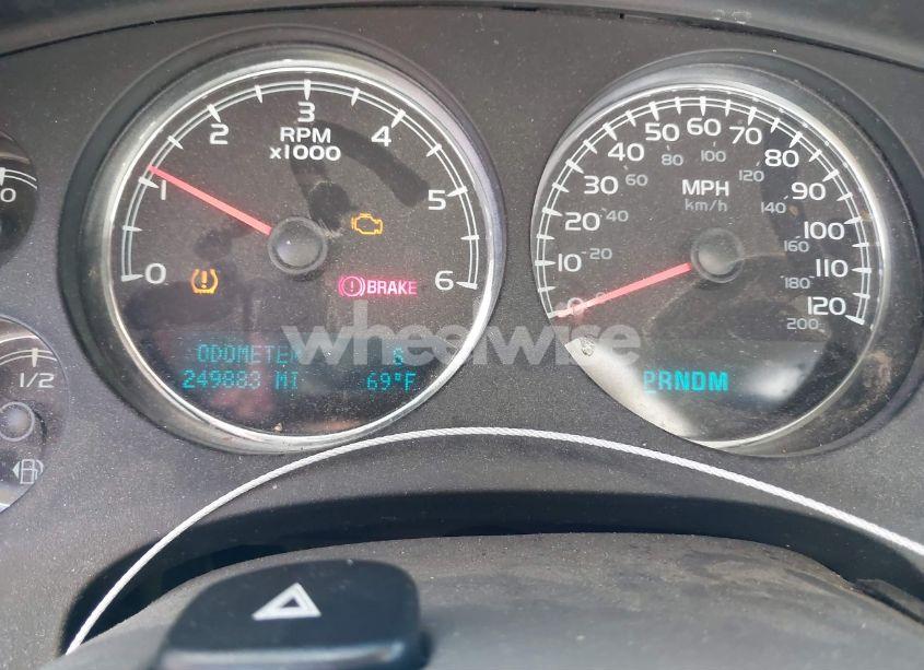 Photo 7 of 2012 Chevrolet Tahoe LT (VIN 1GNSCBE01CR125343)