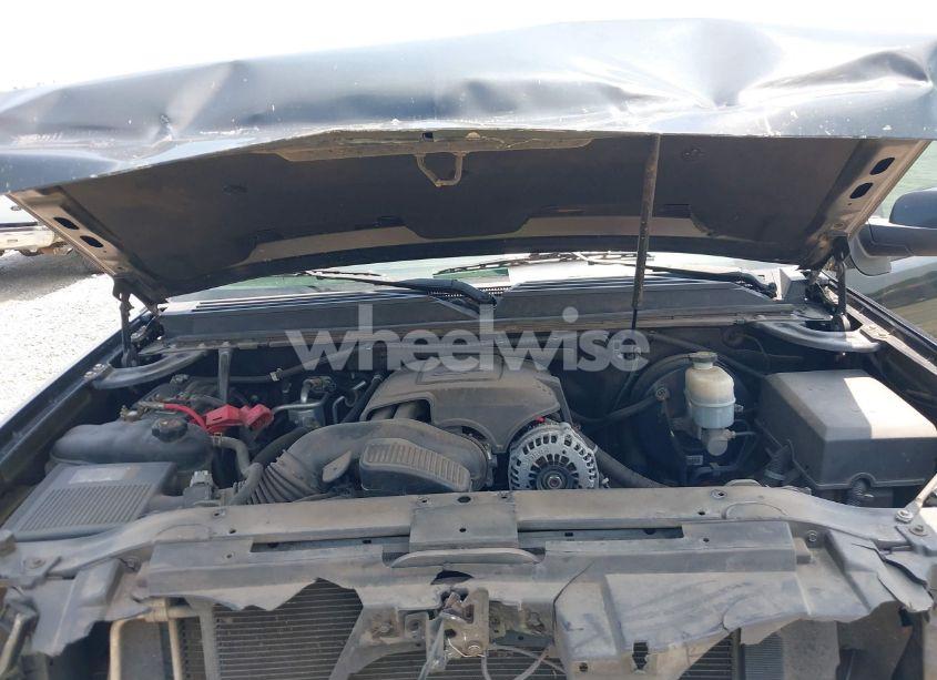 Photo 10 of 2012 Chevrolet Tahoe LT (VIN 1GNSCBE01CR130929)