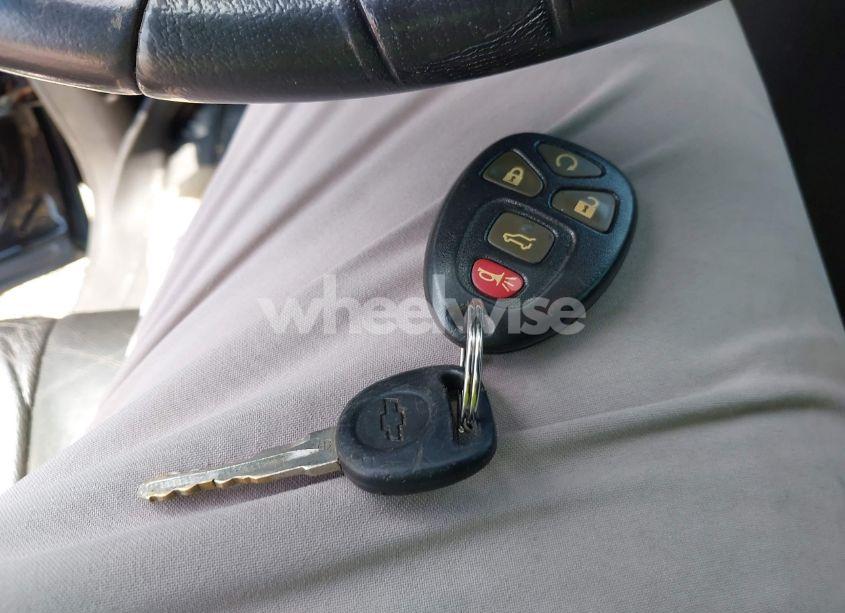 Photo 11 of 2012 Chevrolet Tahoe LT (VIN 1GNSCBE01CR130929)