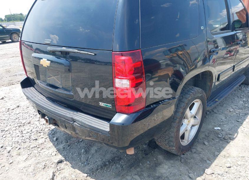 Photo 19 of 2012 Chevrolet Tahoe LT (VIN 1GNSCBE01CR130929)