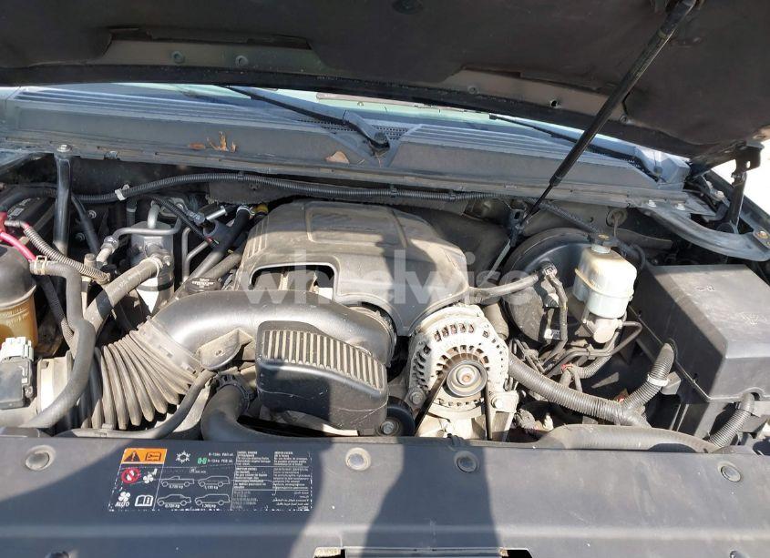 Photo 10 of 2012 Chevrolet Tahoe LT (VIN 1GNSCBE01CR133099)