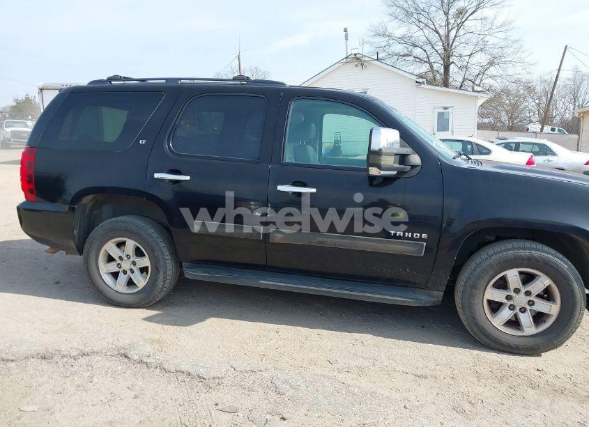 Photo 14 of 2012 Chevrolet Tahoe LT (VIN 1GNSCBE01CR133099)