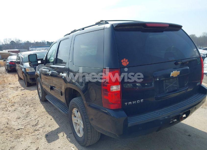 Photo 3 of 2012 Chevrolet Tahoe LT (VIN 1GNSCBE01CR133099)