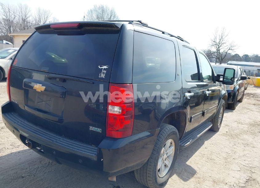 Photo 4 of 2012 Chevrolet Tahoe LT (VIN 1GNSCBE01CR133099)