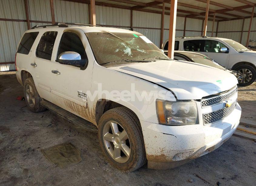2012 Chevrolet Tahoe LT (VIN 1GNSCBE01CR141302) main photo