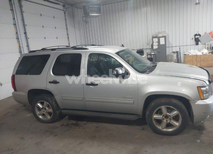 Photo 13 of 2012 Chevrolet Tahoe LT (VIN 1GNSCBE01CR326465)