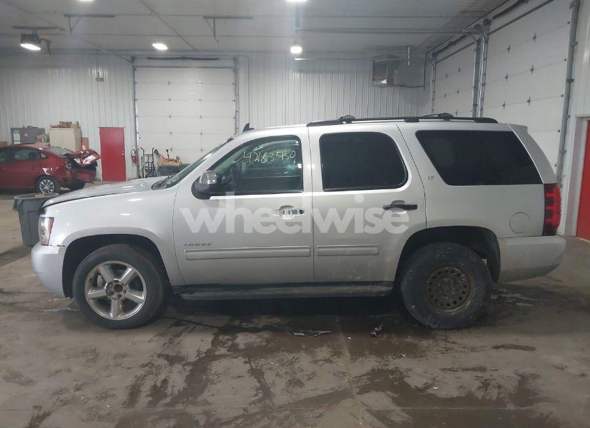 Photo 14 of 2012 Chevrolet Tahoe LT (VIN 1GNSCBE01CR326465)