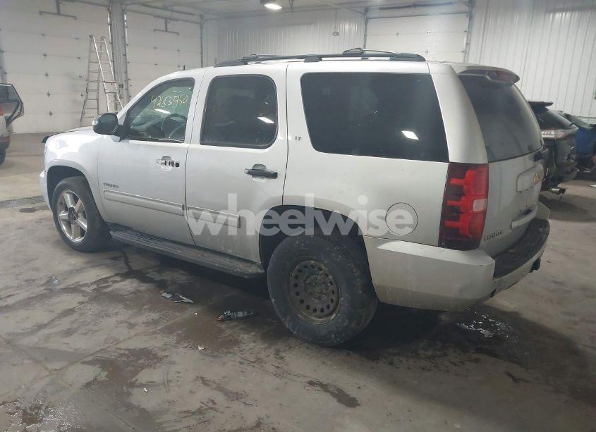 Photo 3 of 2012 Chevrolet Tahoe LT (VIN 1GNSCBE01CR326465)