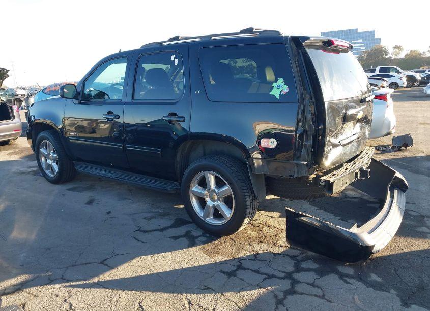 Photo 3 of 2013 Chevrolet Tahoe LT (VIN 1GNSCBE01DR171272)