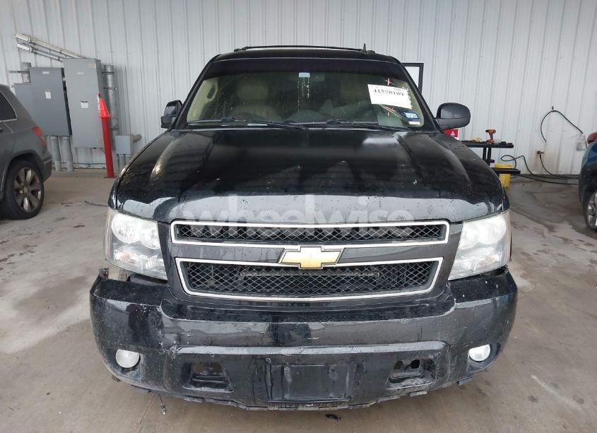 Photo 12 of 2014 Chevrolet Tahoe LT (VIN 1GNSCBE01ER190342)
