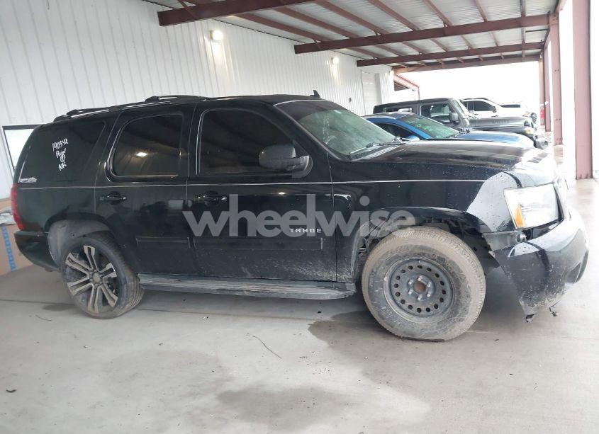 Photo 13 of 2014 Chevrolet Tahoe LT (VIN 1GNSCBE01ER190342)