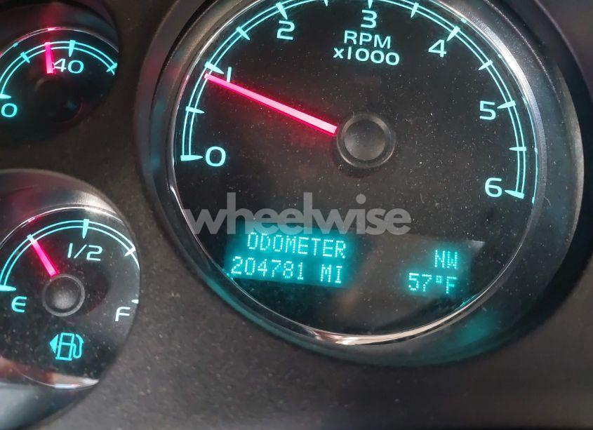Photo 15 of 2014 Chevrolet Tahoe LT (VIN 1GNSCBE01ER190342)