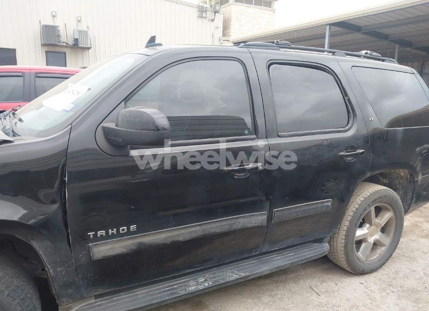 Photo 14 of 2011 Chevrolet Tahoe LT (VIN 1GNSCBE02BR119808)