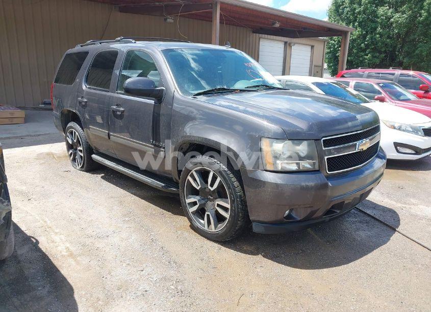 2011 Chevrolet Tahoe LT (VIN 1GNSCBE02BR156597) main photo