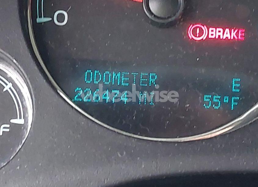 Photo 15 of 2011 Chevrolet Tahoe LT (VIN 1GNSCBE02BR156597)