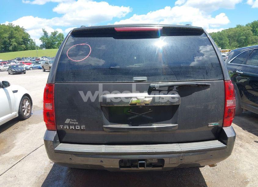 Photo 16 of 2011 Chevrolet Tahoe LT (VIN 1GNSCBE02BR156597)