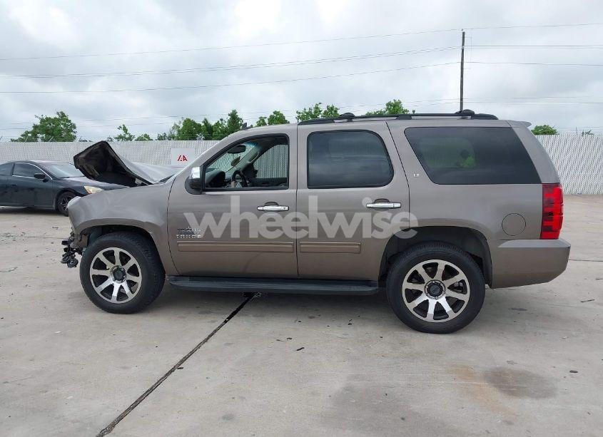 Photo 14 of 2011 Chevrolet Tahoe LT (VIN 1GNSCBE02BR342186)