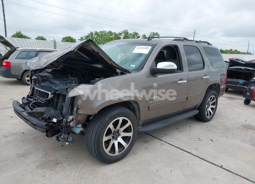 Photo 2 of 2011 Chevrolet Tahoe LT (VIN 1GNSCBE02BR342186)