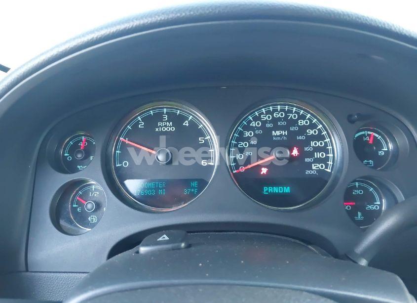 Photo 7 of 2012 Chevrolet Tahoe LT (VIN 1GNSCBE02CR101410)