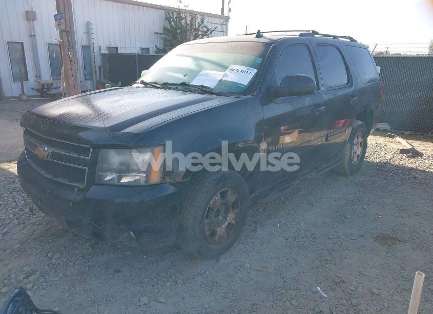 Photo 2 of 2012 Chevrolet Tahoe LT (VIN 1GNSCBE02CR112441)