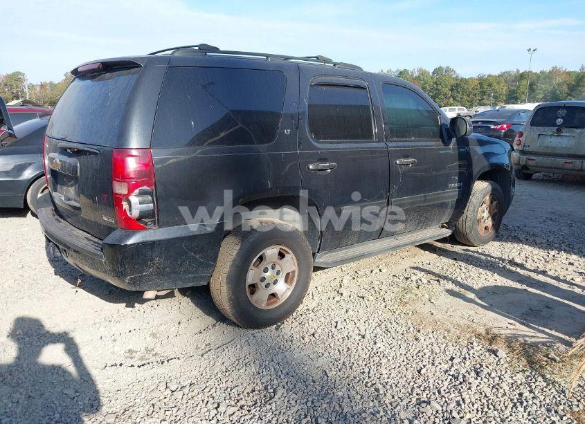 Photo 4 of 2012 Chevrolet Tahoe LT (VIN 1GNSCBE02CR112441)