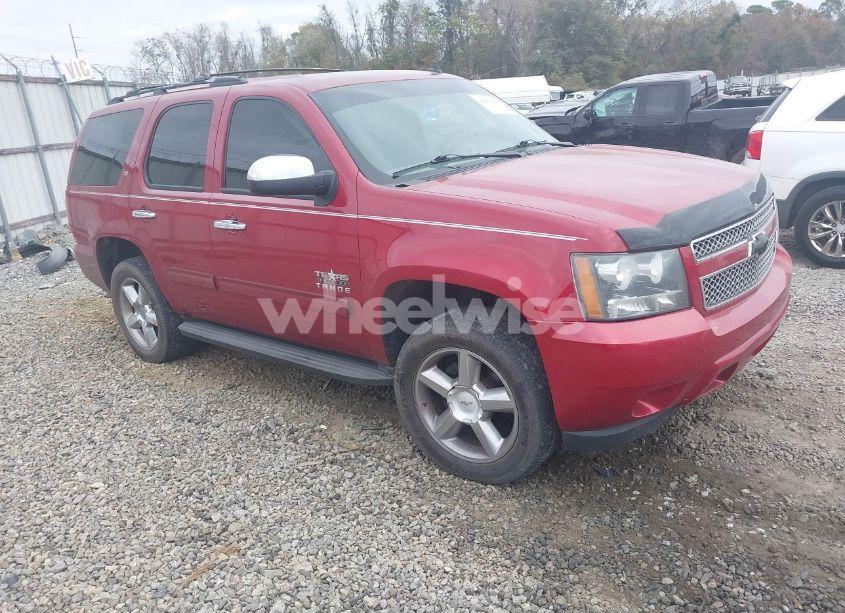 2013 Chevrolet Tahoe LT (VIN 1GNSCBE02DR309790) main photo