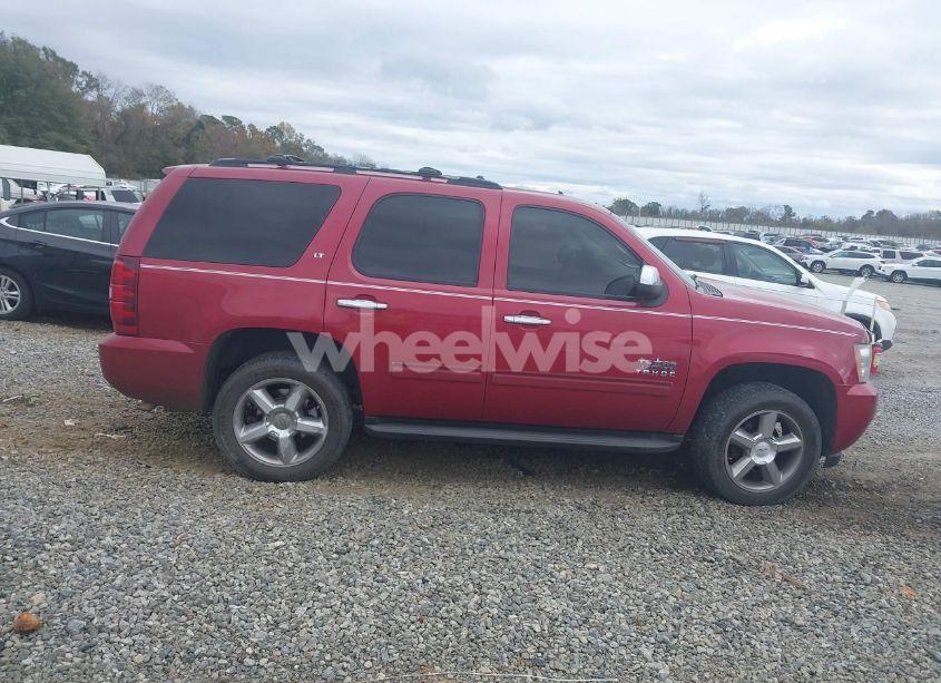 Photo 13 of 2013 Chevrolet Tahoe LT (VIN 1GNSCBE02DR309790)