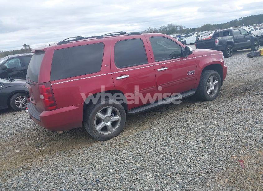 Photo 4 of 2013 Chevrolet Tahoe LT (VIN 1GNSCBE02DR309790)
